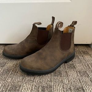 Kids Blundstones - Size 3 UK - Like New